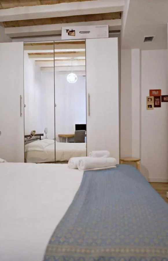 バルセロナLa Casa Verdeアパートメント 0*, バルセロナ